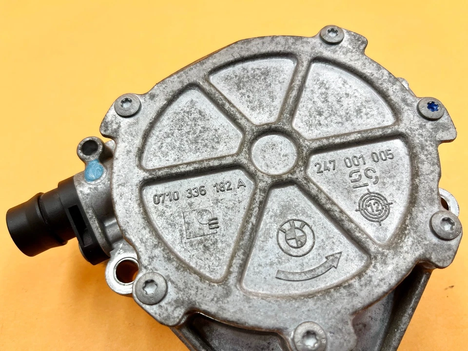 12-16 BMW 228i 328i 428i 2.0L MOTOR FRENO BOMBA VACÍO MONTAJE OEM Foto 4 de 4