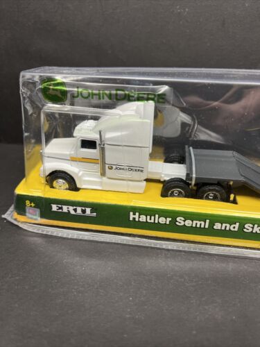 Ertl John Deere Hauler Semi and Skidsteer NEW IN PACKAGE - Picture 3 of 11