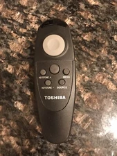 TOSHIBA PROJECTOR Remote Control transmitter Number P22501045 / 10-21387 Works