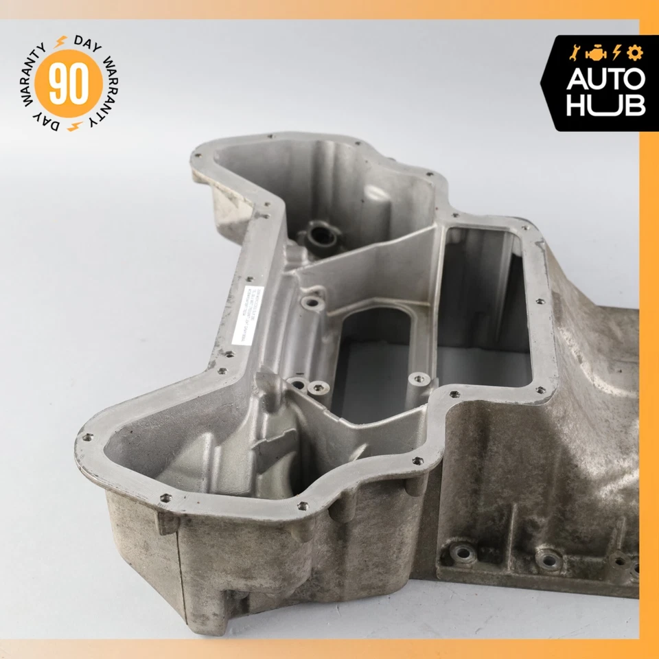 05-11 Mercedes R171 SLK280 C350 cárter de aceite superior deflector cárter 2720142102 OEM Foto 3 de 4