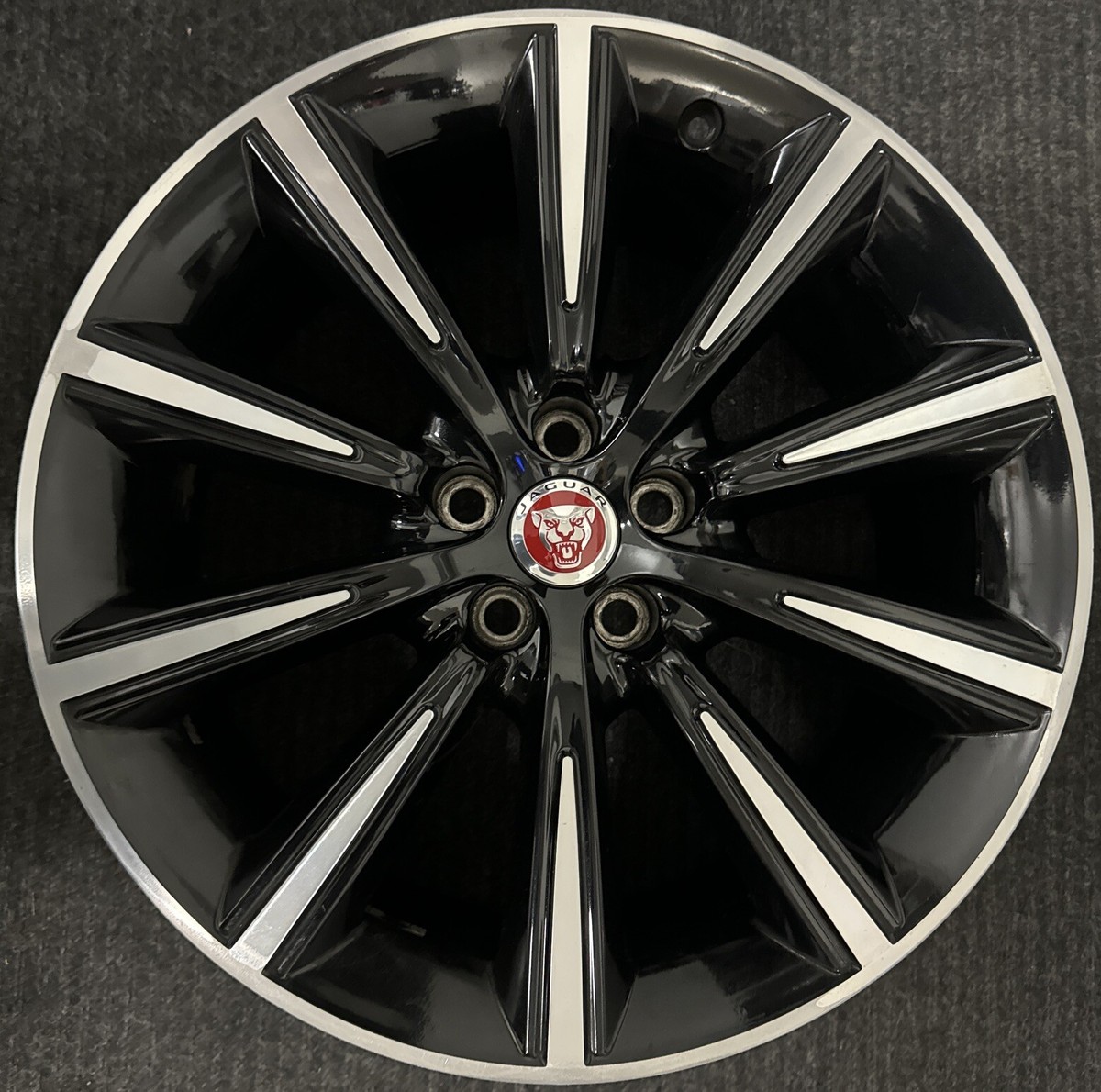 JAGUAR F-TYPE XJ XK8 19