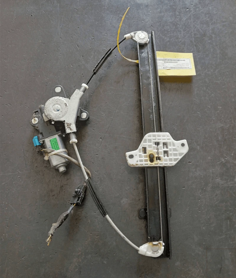 Alzacristallo elettr. porta ant. SX CHEVROLET (DAEWOO) SPARK (M300) 1.0 Ber. - Immagine 2 di 4