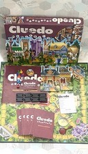 Cluedo Mysteries Board Game - 50 Exciting Cases To Solve - Vintage 2005