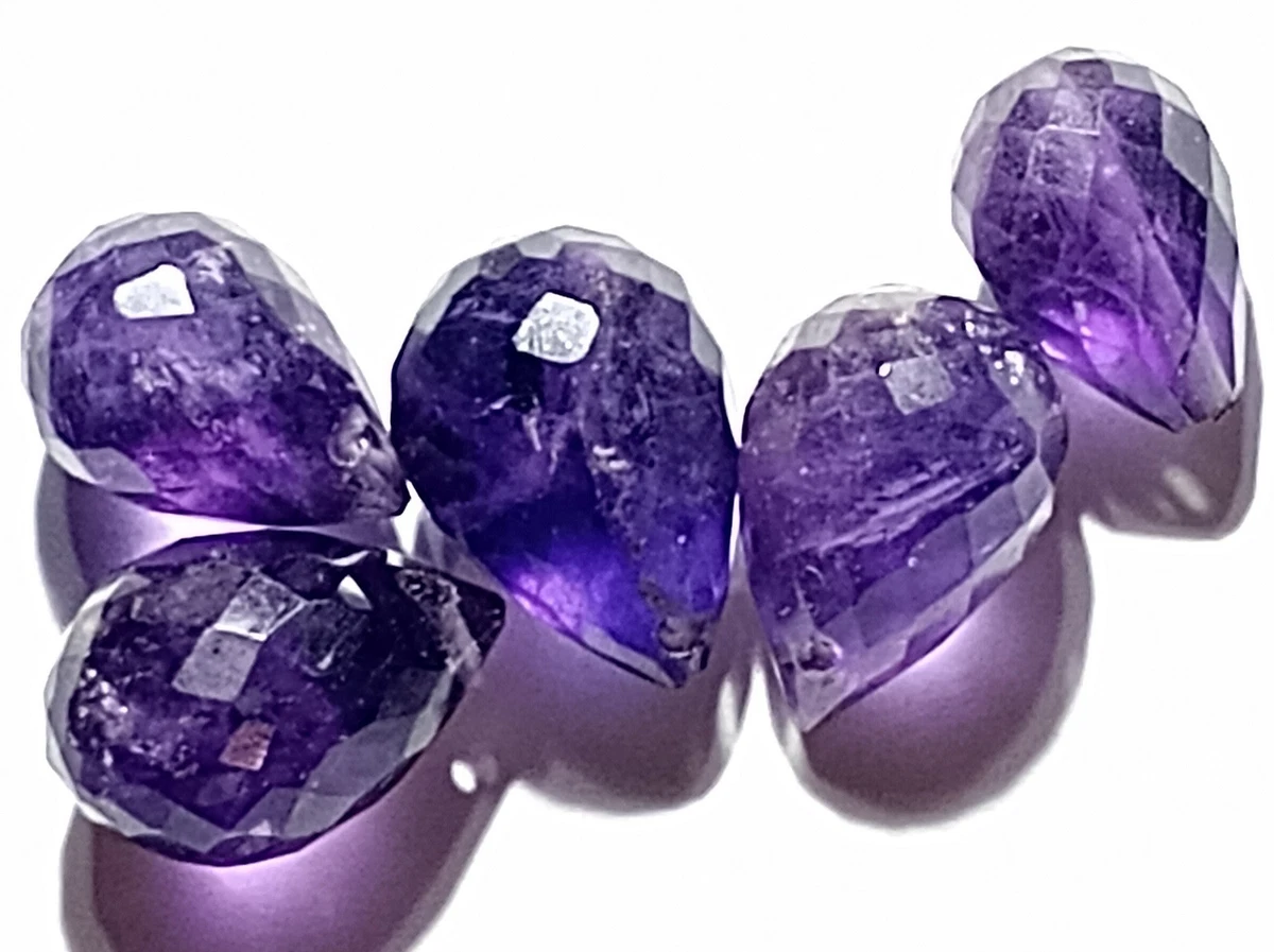 Gemma Viola Gioiello Prezioso Cartone Animato Icona Ametista Isolata Su Sfondo Bianco 61399847 - Foto 10