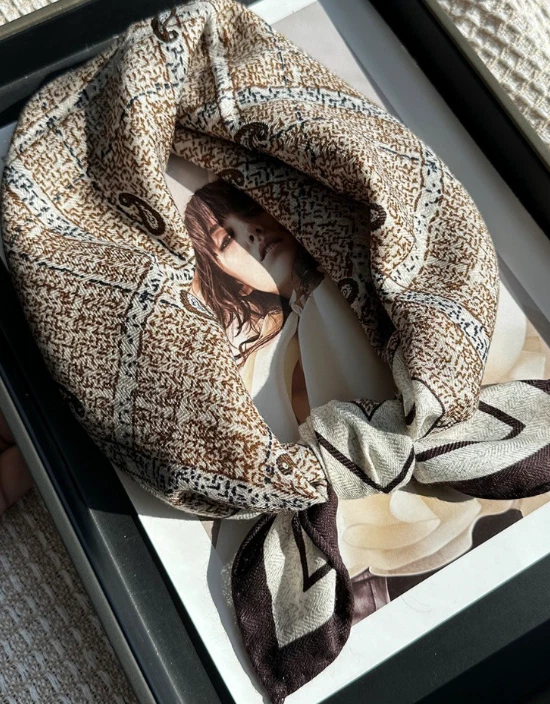 70% Cashmere 30% Silk Shawl Scarf Bandana 26'' Neckerchief cashew Print Wrap new