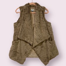 Jolt Faux Fur Vest Cardigan Size Medium Brown Soft Cozy Chic Open Front Pockets