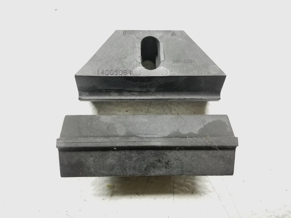 Par de retención de batería Cadillac CTS 2011-2014 CUPÉ 14005061 OEM Foto 4 de 4