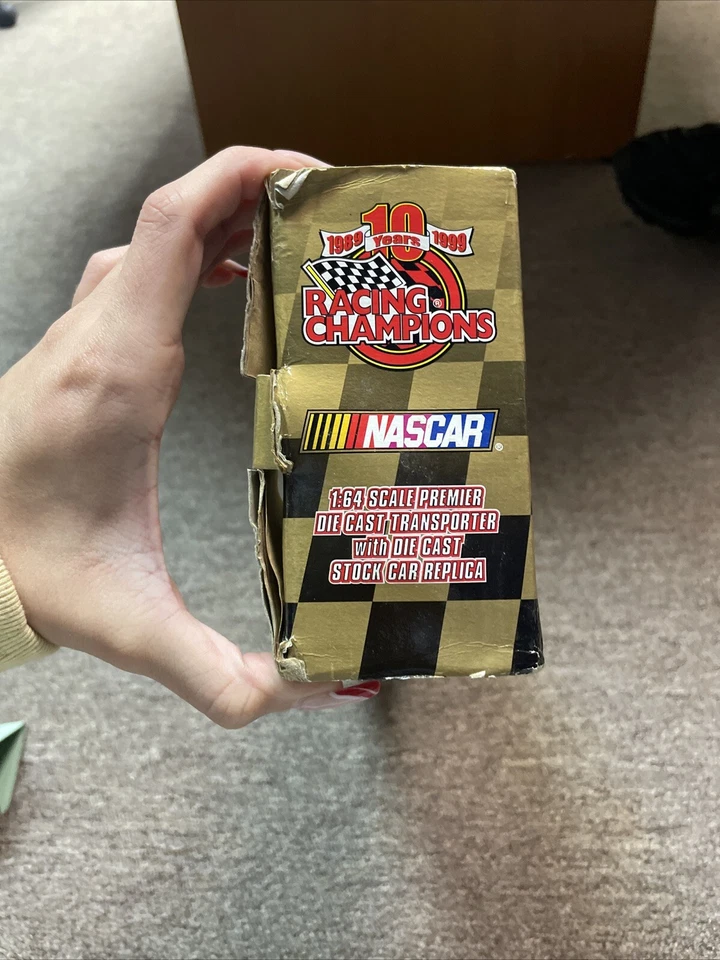 Racing Champions 1:64 Nascar  Diecast Transporter Truck Car Buckshot Jones #00 - Image 3 of 3