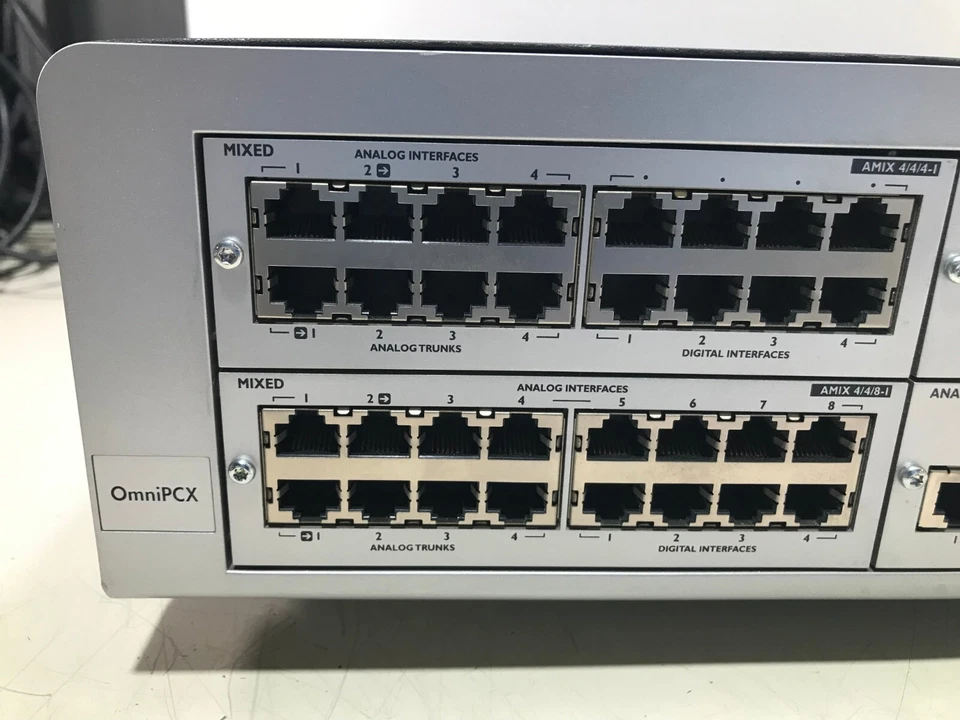 ALCATEL-LUCENT OmniPCX OFFICE (MEDIANO) con PowerCPU EE APA 8 PRA-TI y AMIX 4/4 4/8 Foto 3 de 4
