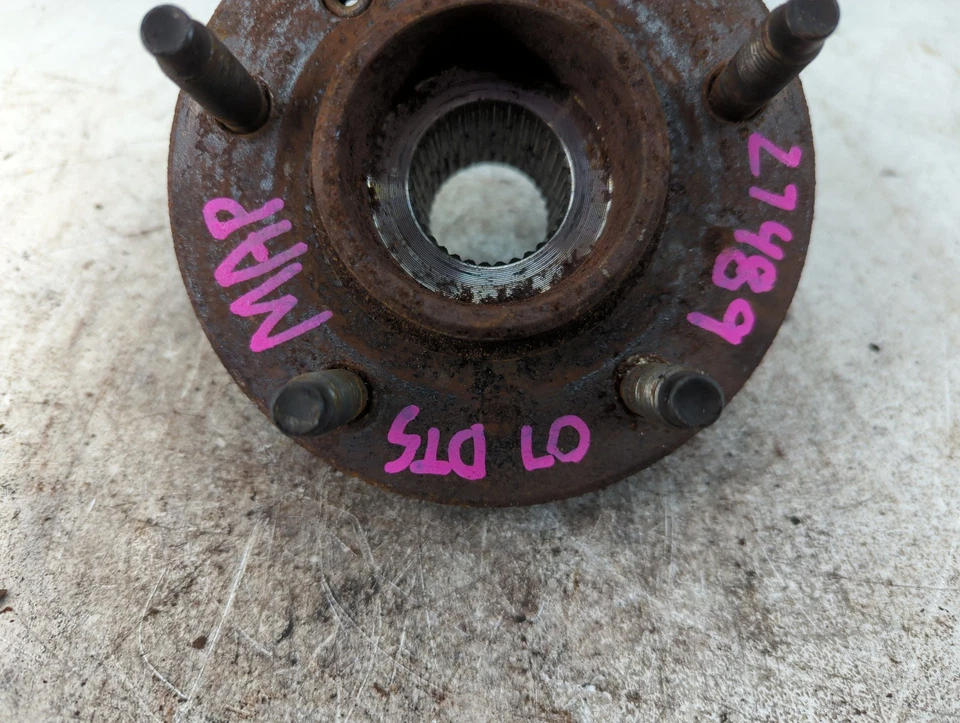 2006-2011 Buick Lucerne Driver Front Wheel Hub Oem YAQY9 - Image 3 of 4
