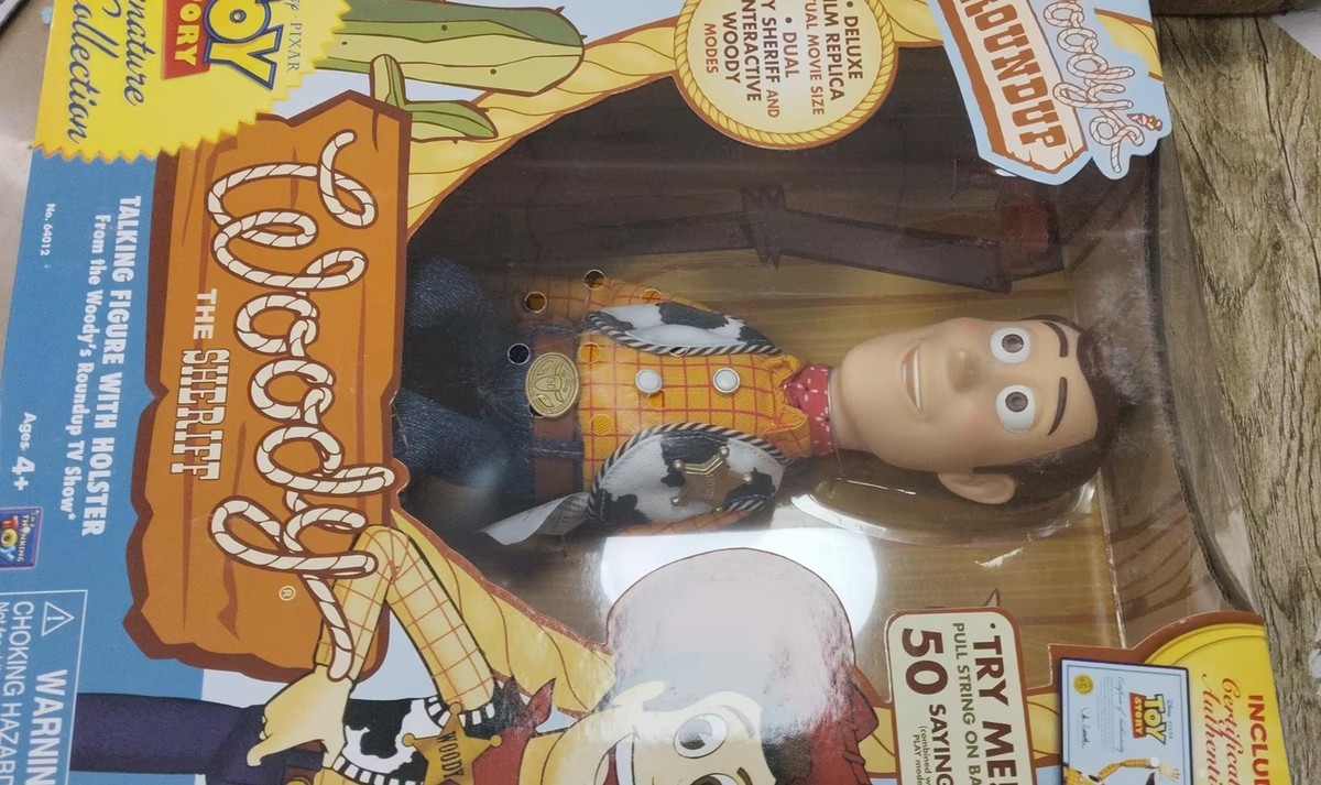 ToyStory Signature Collection Thinkway Talking Woody Doll Sealed