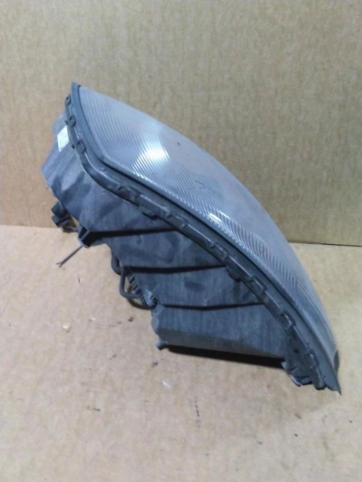 VOLVO VNL HEADLAMP ASSEMBLY 3835395 Foto 3 de 4