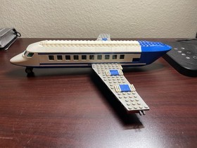 LEGO CITY: Passenger Plane (3181) - Incomplete Pilot Included