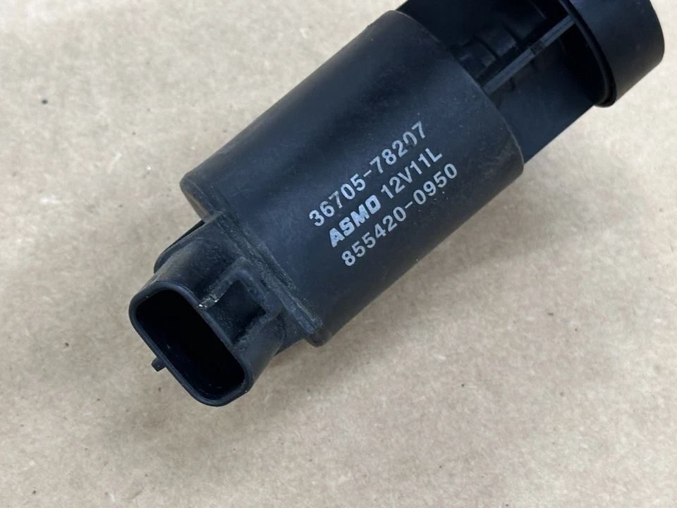 Toyota Land Cruiser Toyota Sequoia 2008-2021 OEM faro luz lavadora bomba Foto 2 de 4