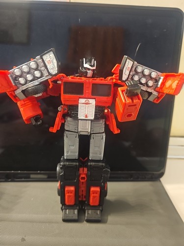 Target Optimus Prime Transformers Generations Prime Only - Picture 8 of 9