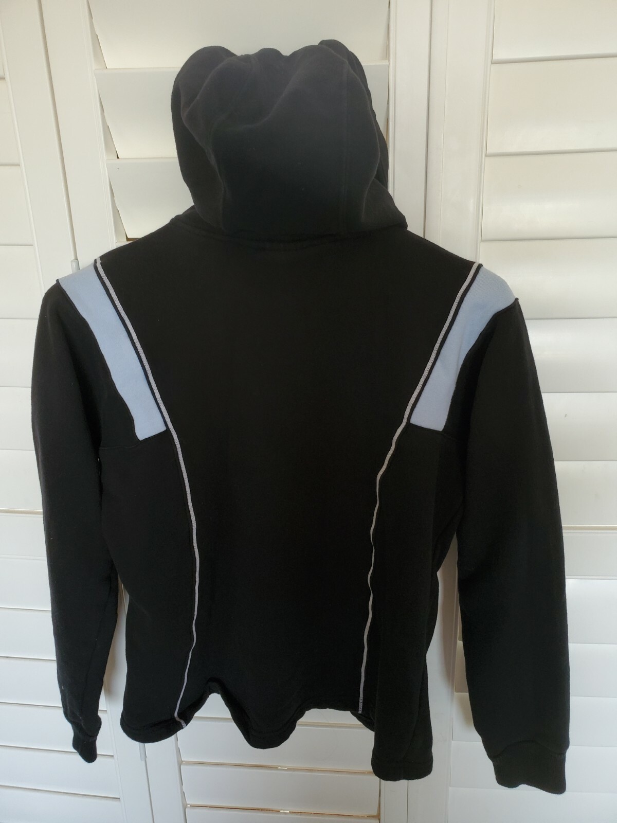 FILA Giacca Donna Spessa Sportiva con Cappuccio Lg Full Zip Nero~Azzurro 4 Tasche