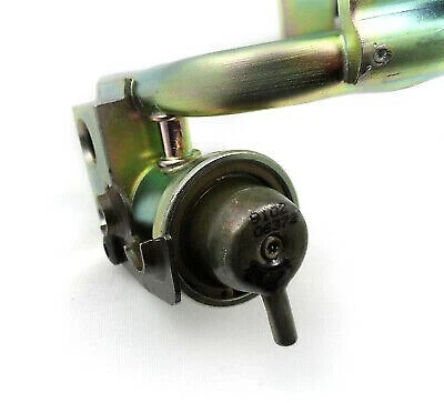 GM 17113223 riel de combustible + regulador 96-97 Lumina Monte Carlo Grand Prix Cutlass 3,4 L Foto 3 de 4