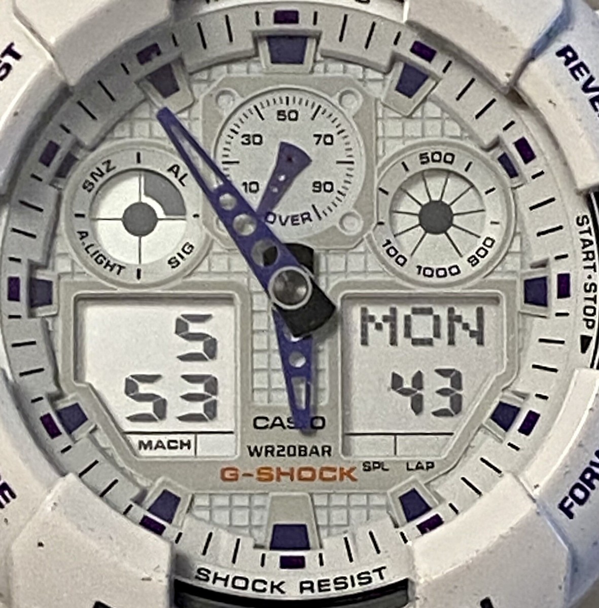 50mm White Resin G-SHOCK 29 Time Zones Alarm LED Light WR 200M