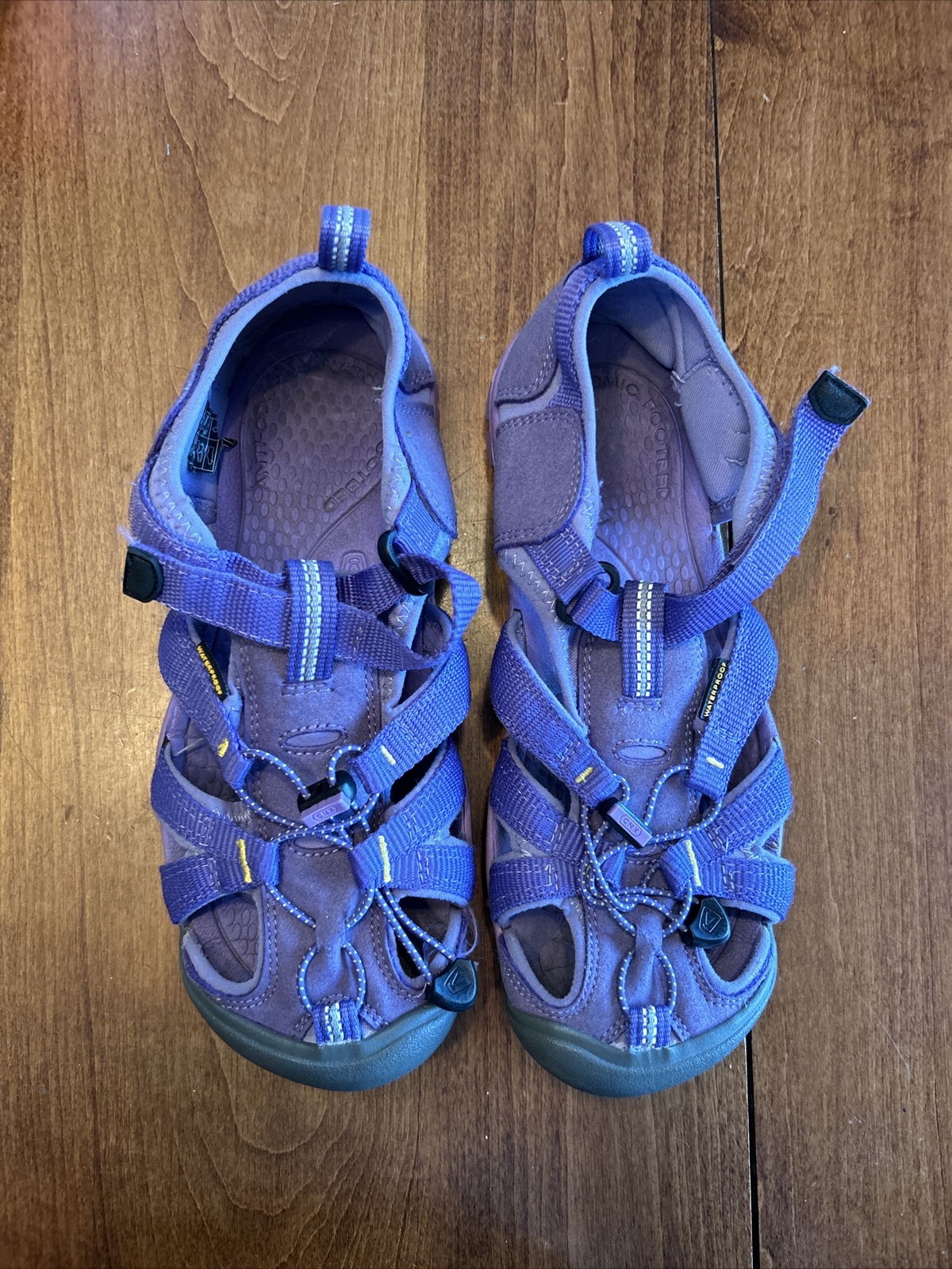 Sandali viola Keen taglia 5 US scarpe da acqua da esterno