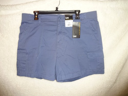 Women's Lee Mid Rise Ultra Soft Waistband Stretch Cargo Shorts 18 M Surf Blue ZT