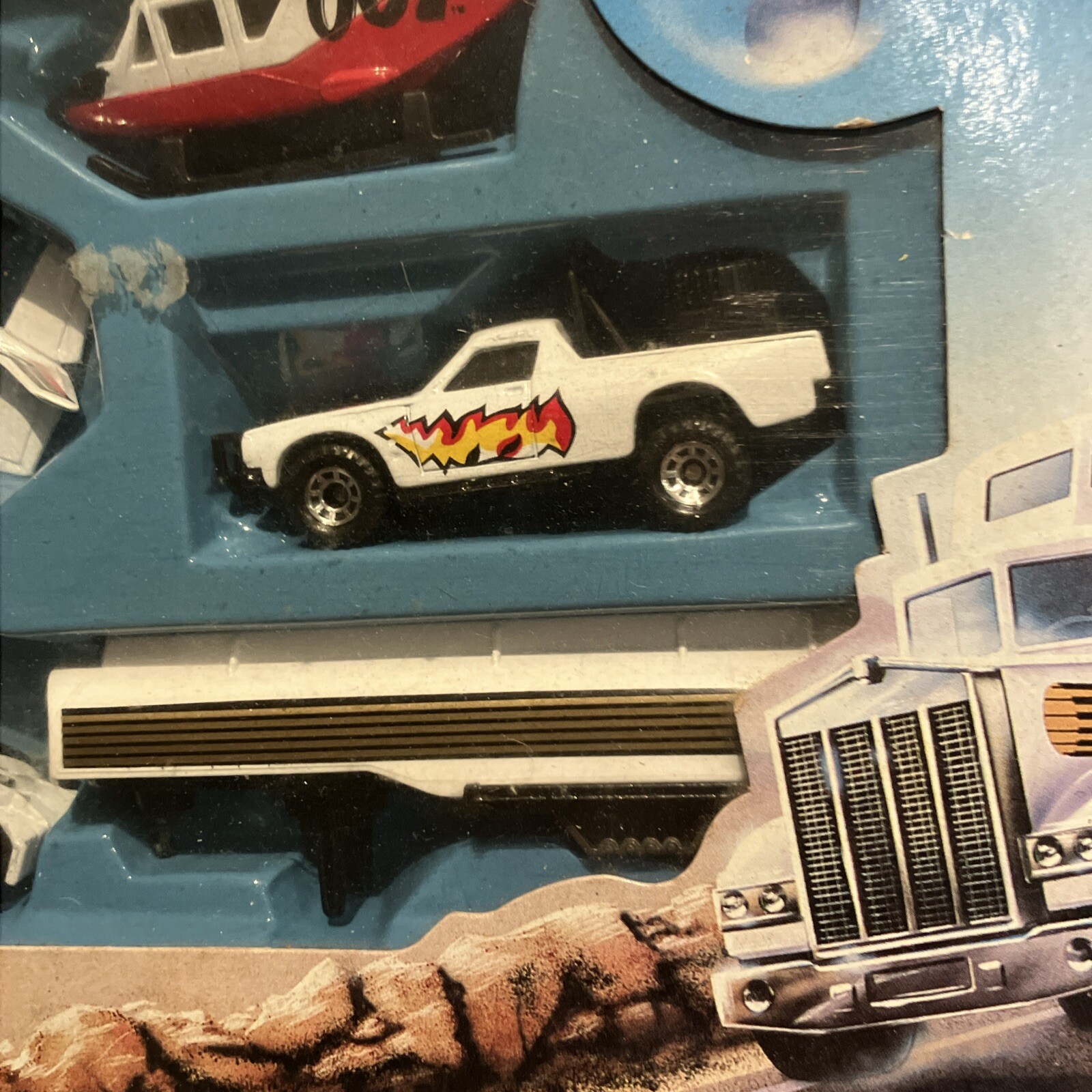 Matchbox Ruff Trek 1989 MATCHBOX HOLDEN UTE RUFF TREK JAMES BOND 007 LICENCE TO KILL 5 ...