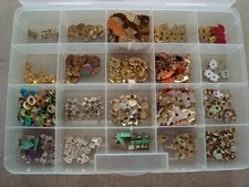 20 Compartment Storage Box w/Findings Embellishments & Craft Supplies