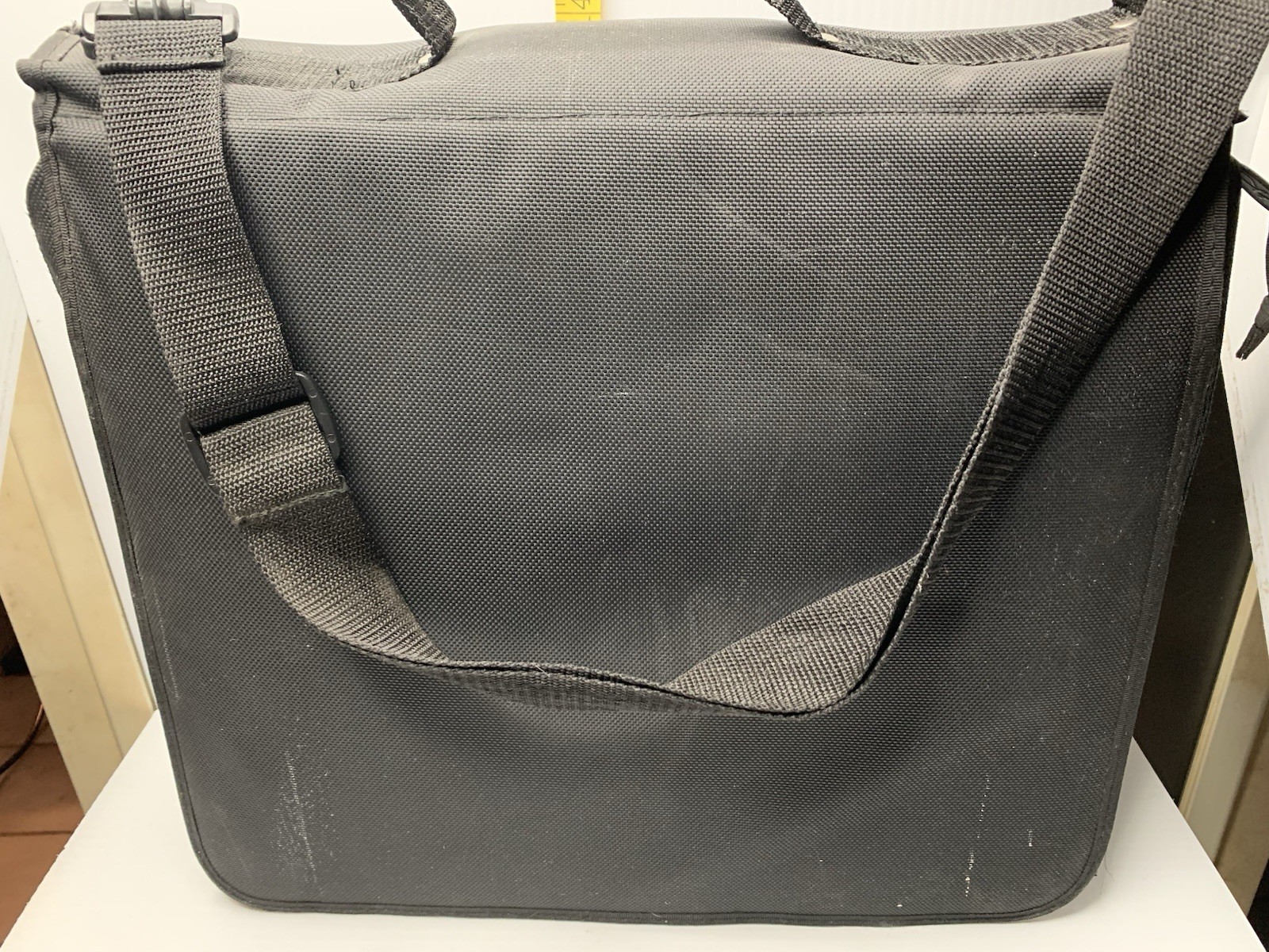 The Original II Tote-ally Cool Craft Tote The Memory Mate Bag & Crop In Style