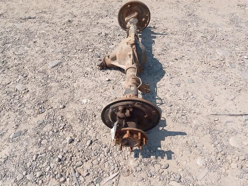 Rear Axle Semi-floating 8-Lug opt GT4 from 1995 CHEVY 2500 4X4 PICKUP 9131553 Foto 4 de 4