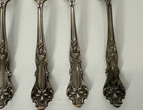 1847 rogers bros XS TRIPLE silverware Dinner Fork Replacements Acorn/ Oak 7 In - Picture 12 of 13