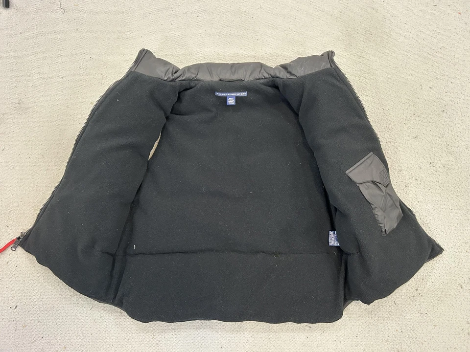 Colete esportivo feminino Ralph Lauren médio preto plumas acolchoado forrado de lã com zíper - Imagem 3 de 4