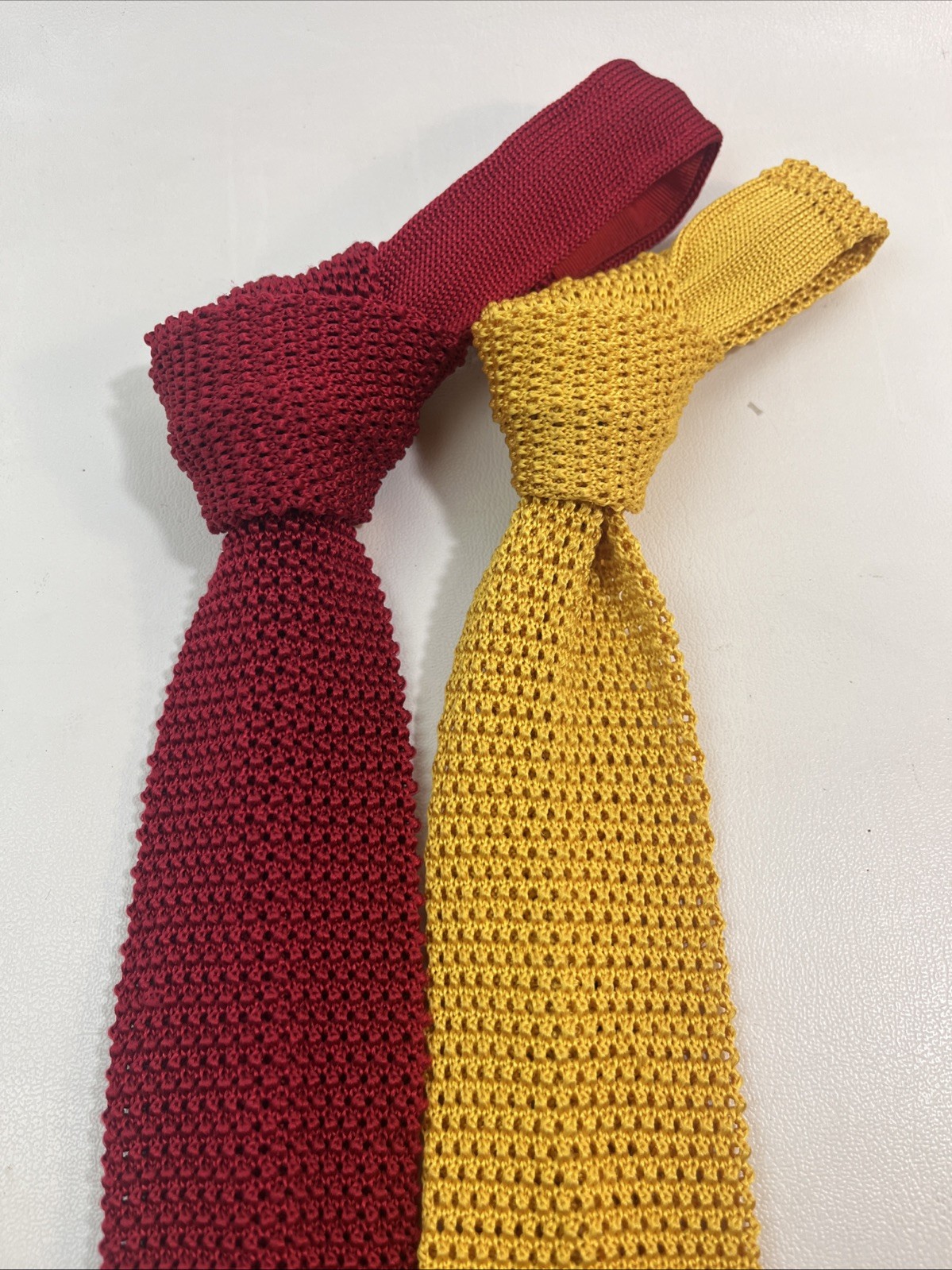 LANDS’END Red  and Gold Solid Silk Knit Ties Made In Italy 60” 2.5” EX COND