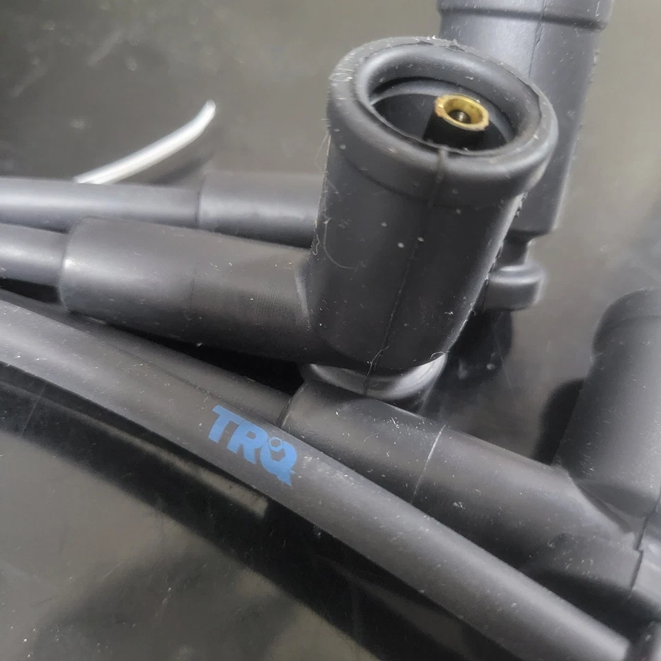 Juego de cables de encendido de bujía Ford Ranger Mazda B2300 2001-2011 2,3 L TRQ IWA69087 Foto 2 de 4