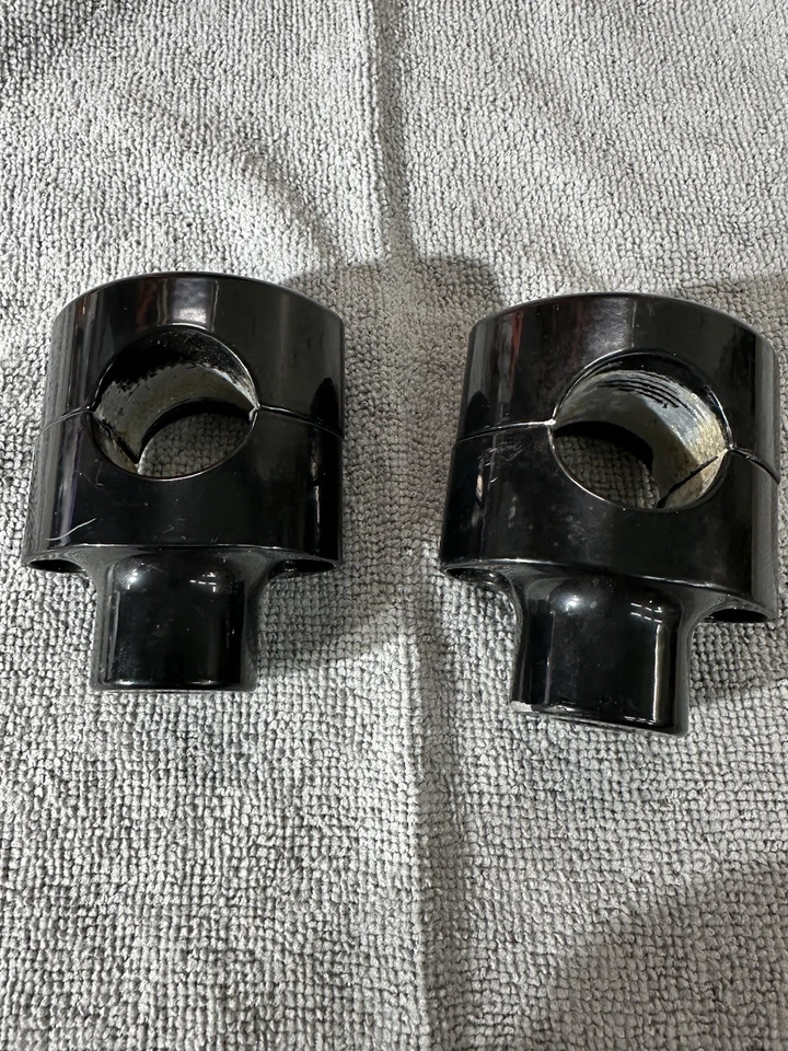 GUIDÃO RISERS HARLEY DAVIDSON 1 1/4" PRETO BRILHANTE. - Imagem 3 de 4