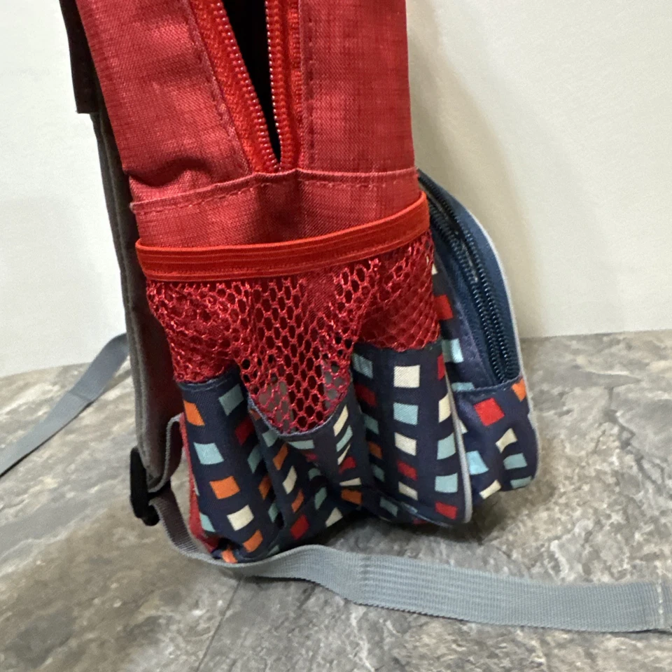 JJ COLE 儿童青少年背包机器人拉链 15x12x5 英寸二手状况完好 — 第 3/4 张图片