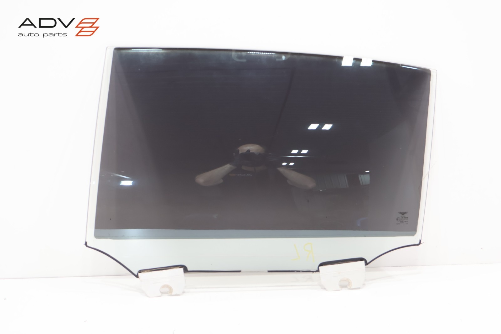 2006 - 2012 BENTLEY CONTINENTAL REAR LEFT DRIVER SIDE DOOR WINDOW GLASS OEM