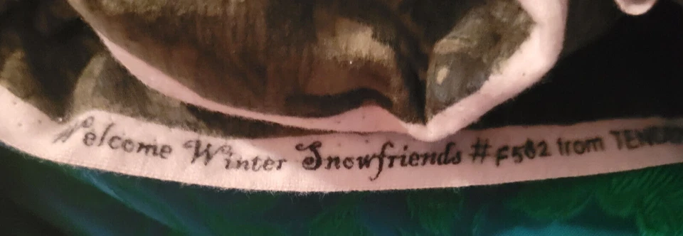 Vintage Light Weight Flannel WELCOME WINTER FRIENDS Sharon Reynolds 1 2/3 YDS - Image 4 of 4