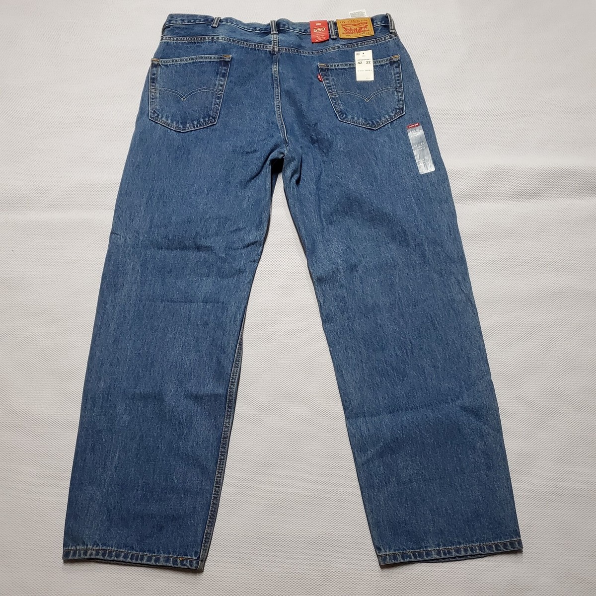 Men's Levis Strauss 550 Relaxed Fit Denim Jeans 42x32 New With