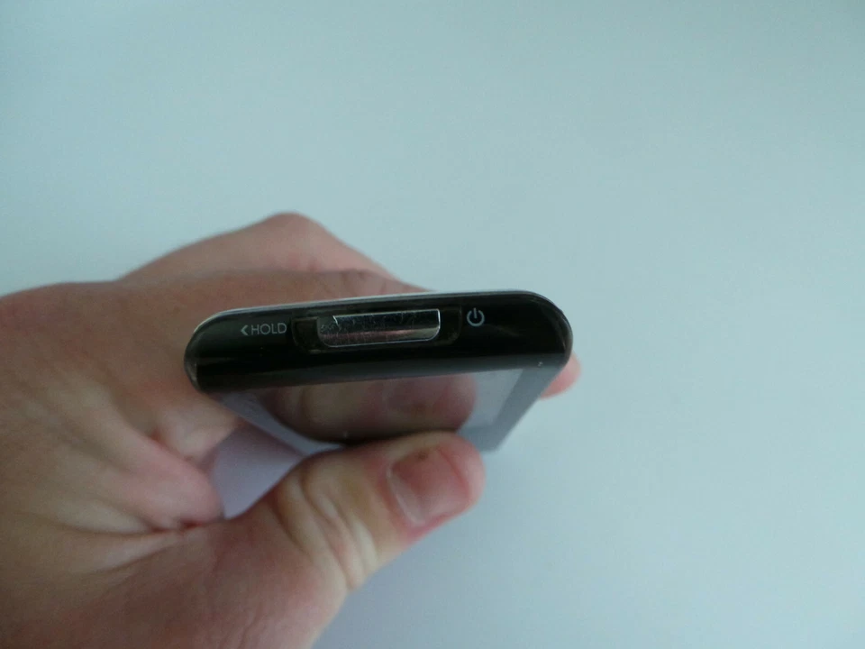 Sintonizador FM reproductor de video Coby MP705-4G MP4-MP3 4G leer descripción Foto 3 de 3