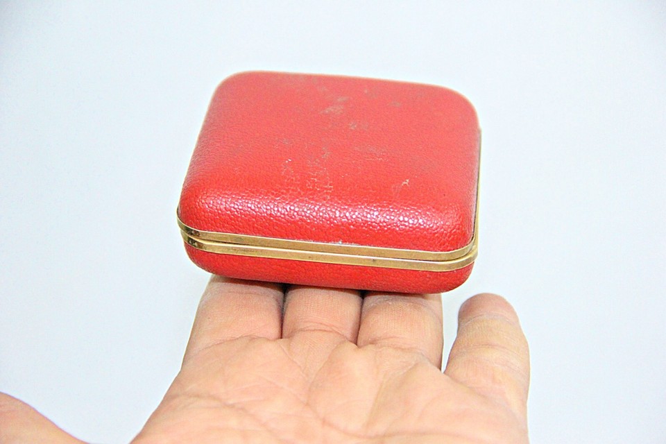 Réveil De Voyage Mécanique Vintage Europa, 2 Rubis, Boîtier Vert, Cadran Noir, Avec Sa Boîte
