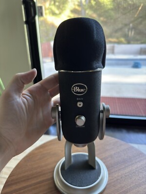 Blue Yeti Pro USB & XLR Multi-Pattern Studio Condenser Microphone w/ Pop Filter