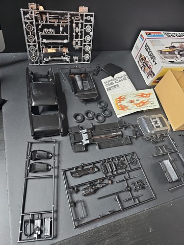 Vintage 1979 Monogram SUPERCHARGED '56 CHEVY MODEL KIT 2255 Unassembled - Picture 2 of 3
