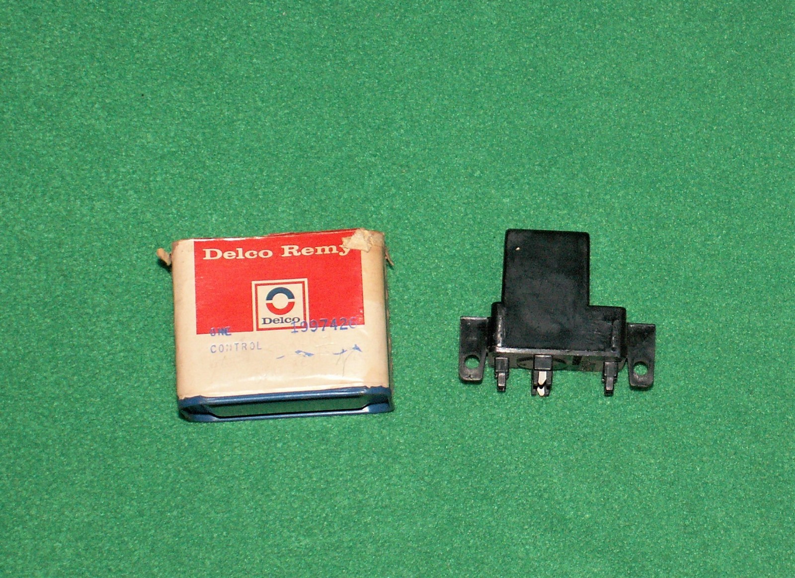 💥 74 75 CORVETTE L82 NOS GM AC DELCO REMY SEAT BELT INTERLOCK RELAY 1997426 eBay