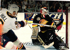 1995-96 Upper Deck ELECTRIC ICE parallel # 136 Kirk McLean Vancouver Canucks