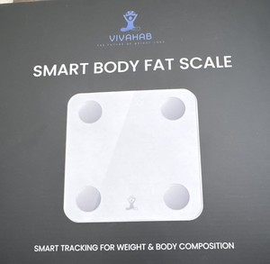 VIVAHAB Smart Body Fat Scale - track BMI Weight Muscle Mass - New open box