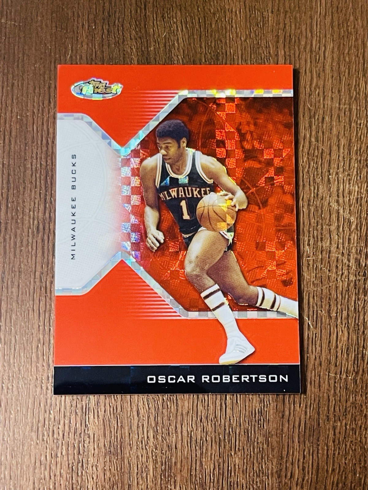 2004-05 Finest Oscar Robertson Red Xfractor SP #/99 Bucks HOF
