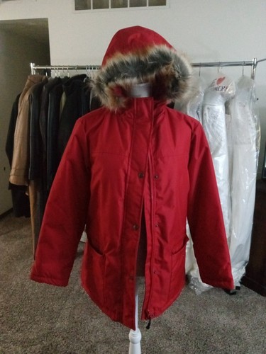 R&O Girls Coat w/ Fur Trimmed Hood - Picture 5 of 6