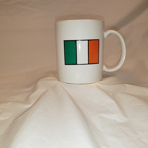 Taza de café con bandera irlandesa. Taza Tricolor Bandera Irlanda Celebra tu Herencia Irlandesa - Imagen 5 de 8