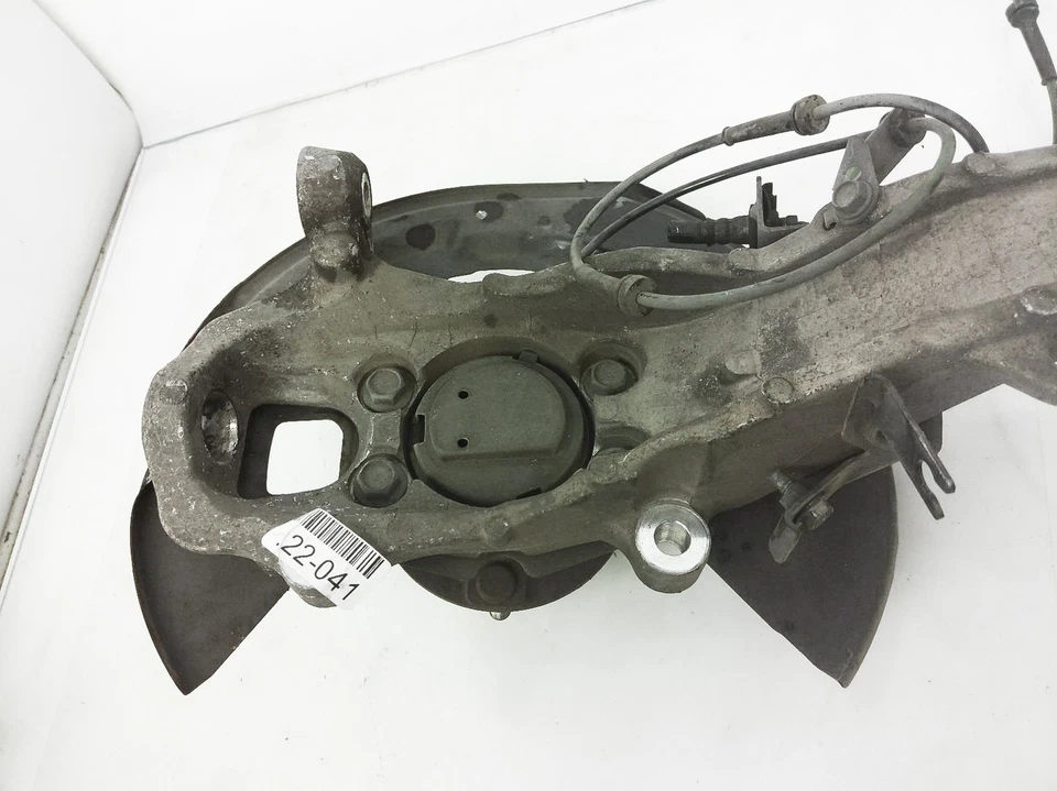 2011-2013 Infiniti M37 Front Driver Spindle Knuckle Hub Bearing 40202-4Ga0a - Image 2 of 4