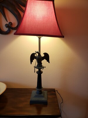 VINTAGE STIFFEL EAGLE LAMP GREAT CONDITION! GREAT DETAIL. 