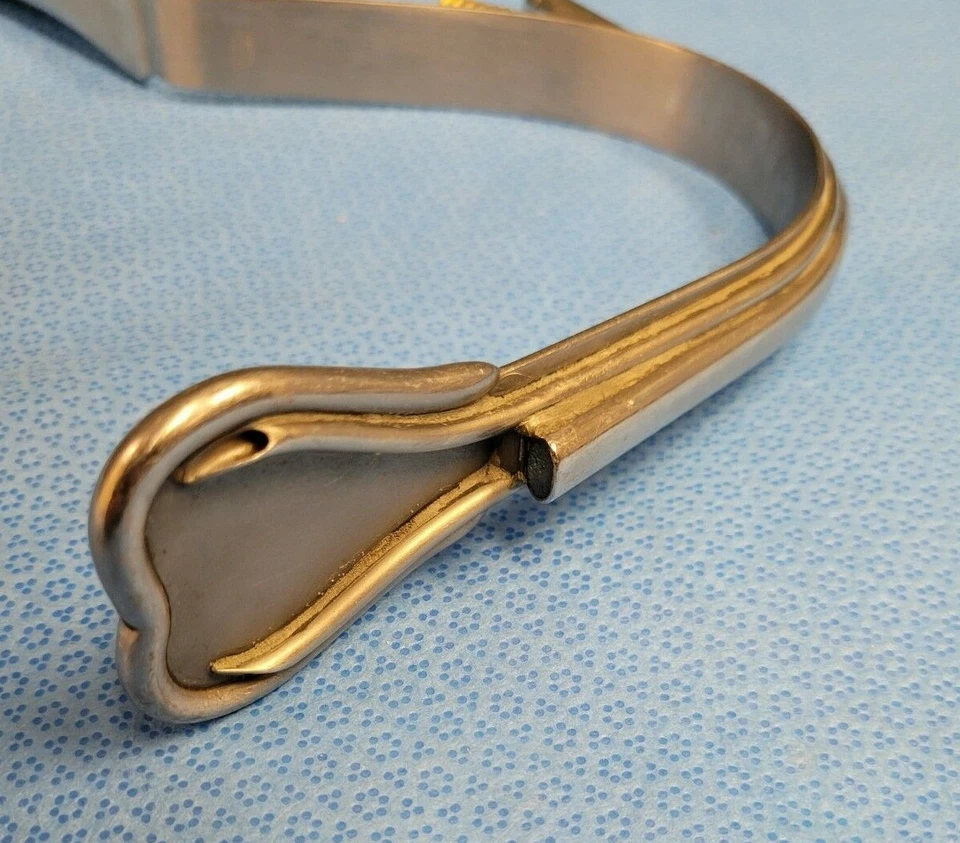 Retractor de mano de succión de fibra óptica iluminado Miltex hoja de 2" cirugía plática Foto 3 de 4